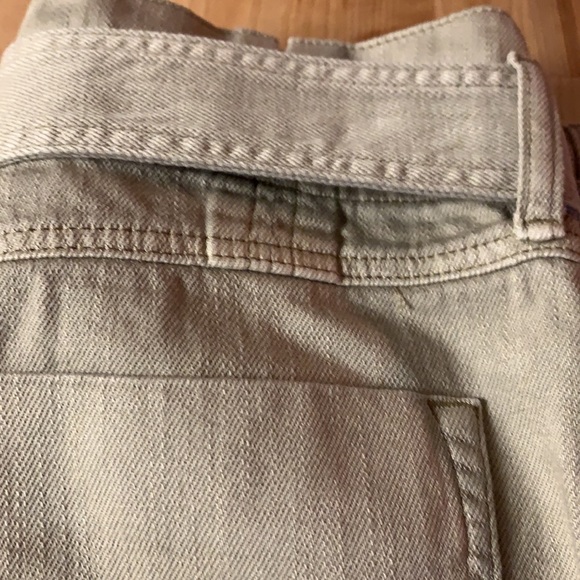 Free People See You Sometime Tan Khaki Pleated Frayed Hem Shorts NWT - Picture 5 of 11